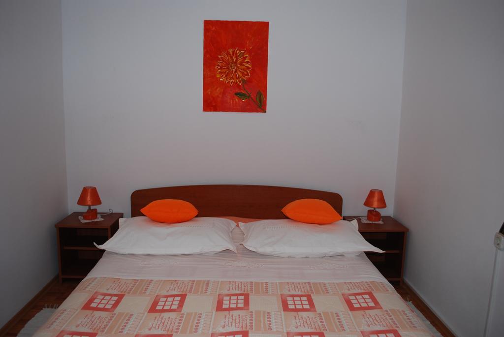 מאקרסקה Apartments Paunovic מראה חיצוני תמונה