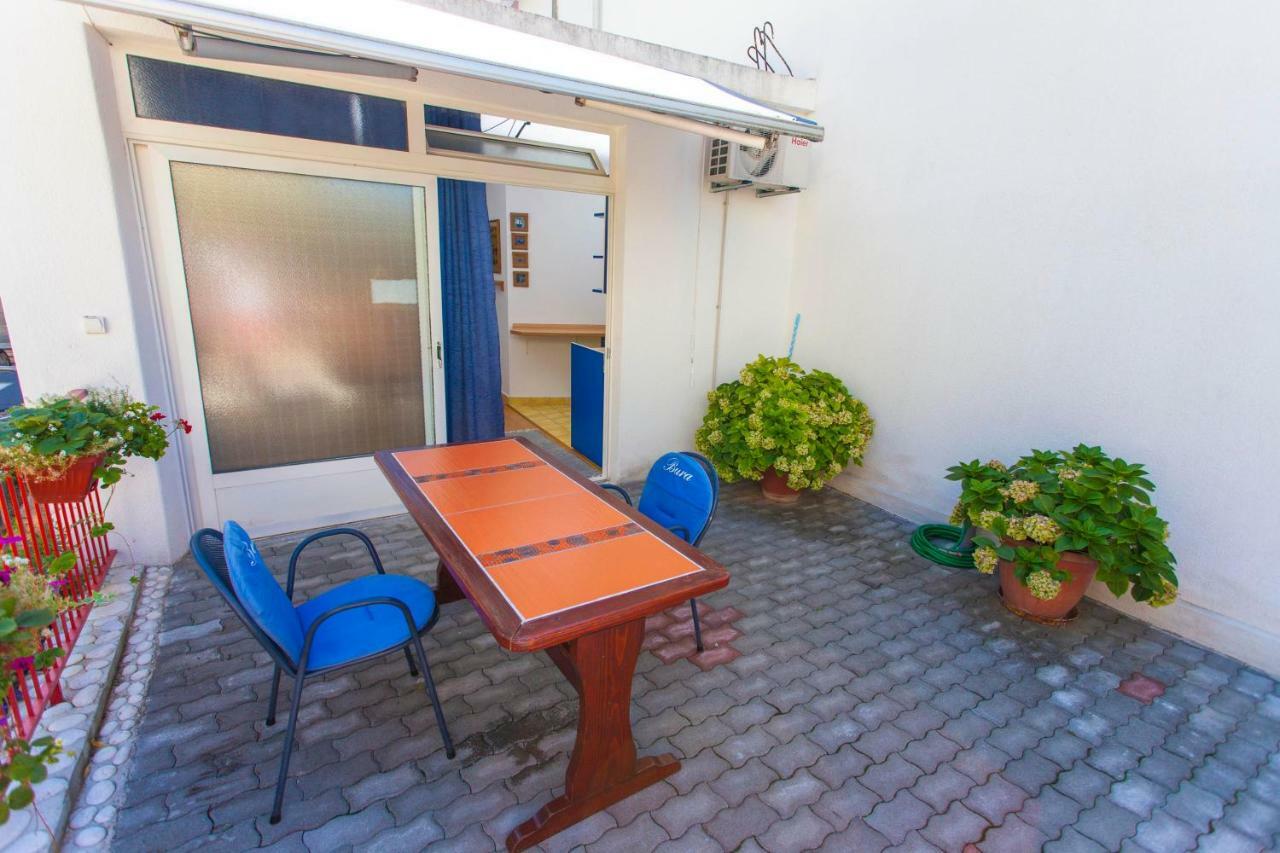 מאקרסקה Apartments Paunovic מראה חיצוני תמונה