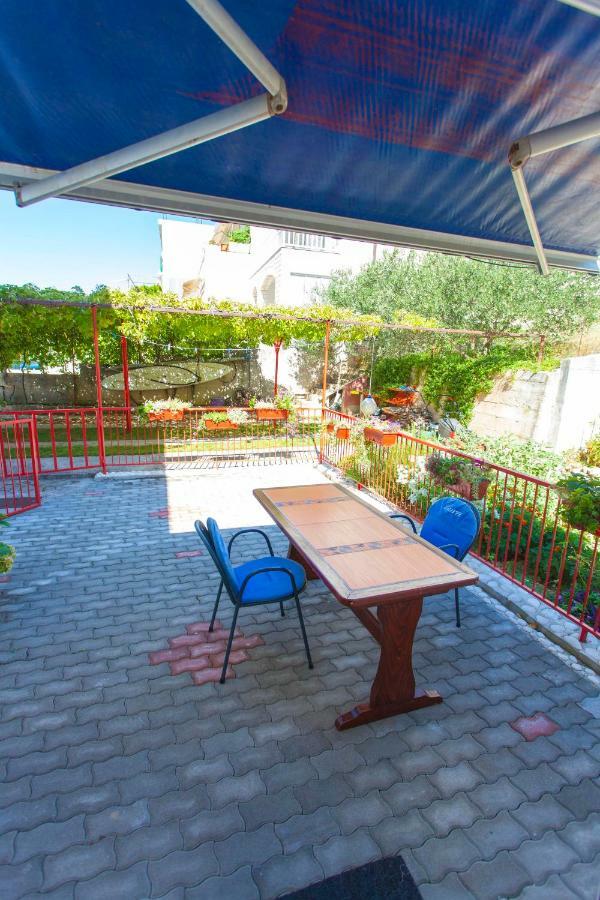 מאקרסקה Apartments Paunovic מראה חיצוני תמונה